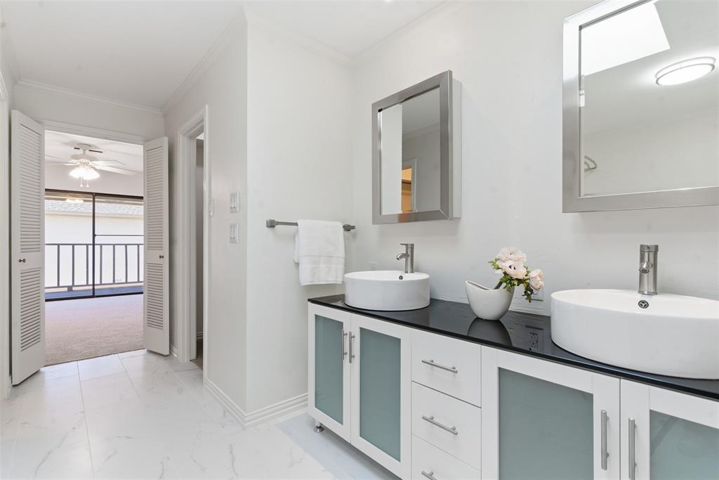 MEADOWS WEST - Residential