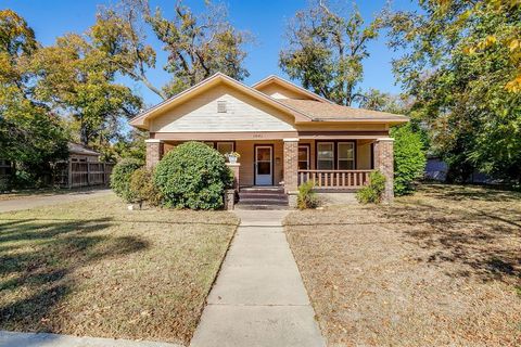 1041 W VANDERBILT Street Stephenville TX 76401