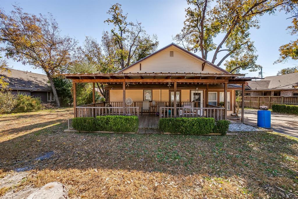 1041 W VANDERBILT Street