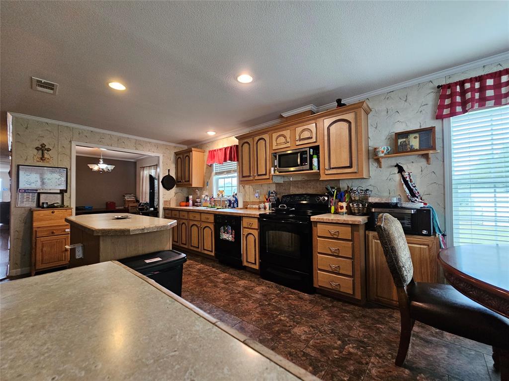 201 Little River Bend