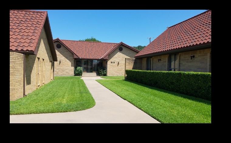 Hitt - Commercial Sale