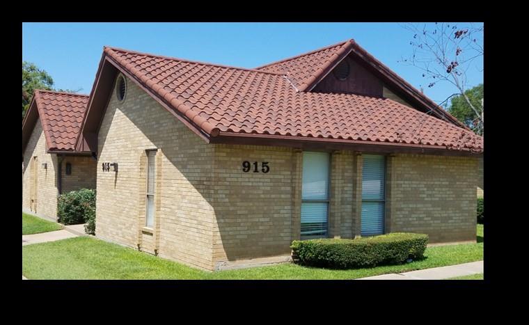 Hitt - Commercial Sale