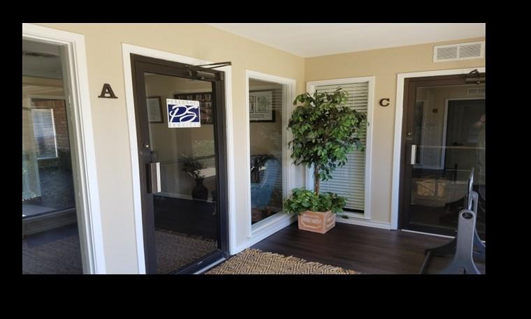 Hitt - Commercial Sale