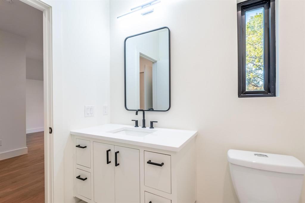 Wilshire Heights - Residential