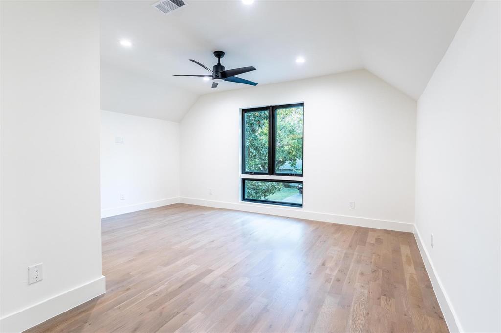 Wilshire Heights - Residential