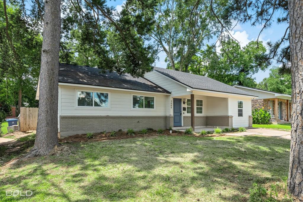 2609 Lyles