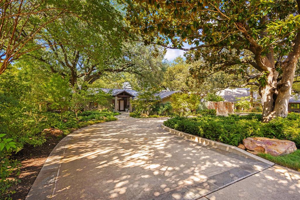 11117 Eastview Circle