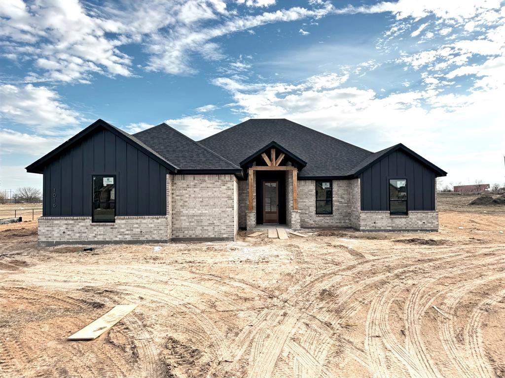 Donnas Place Pc - Residential