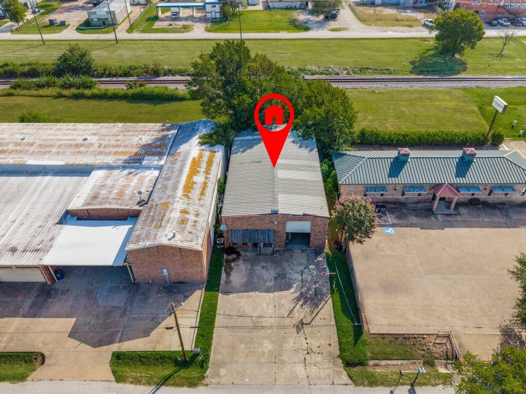 Photo of 118 W Main Street, Forney, TX 75126 (MLS # 21348516)