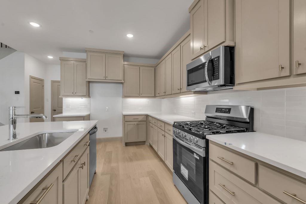 Village On Main Street - Residential Lease