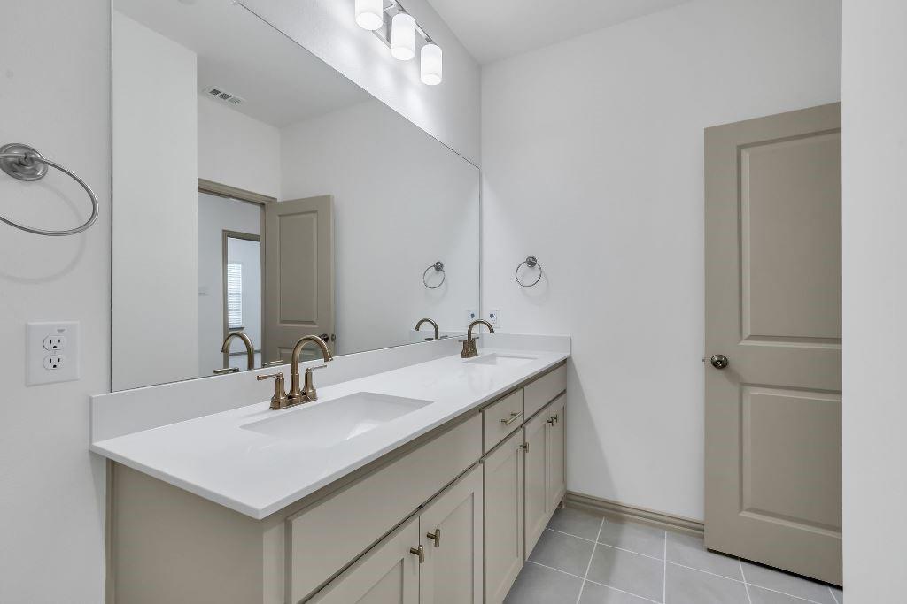 Village On Main Street - Residential Lease