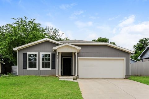 1248 E Jessamine Street Fort Worth TX 76104