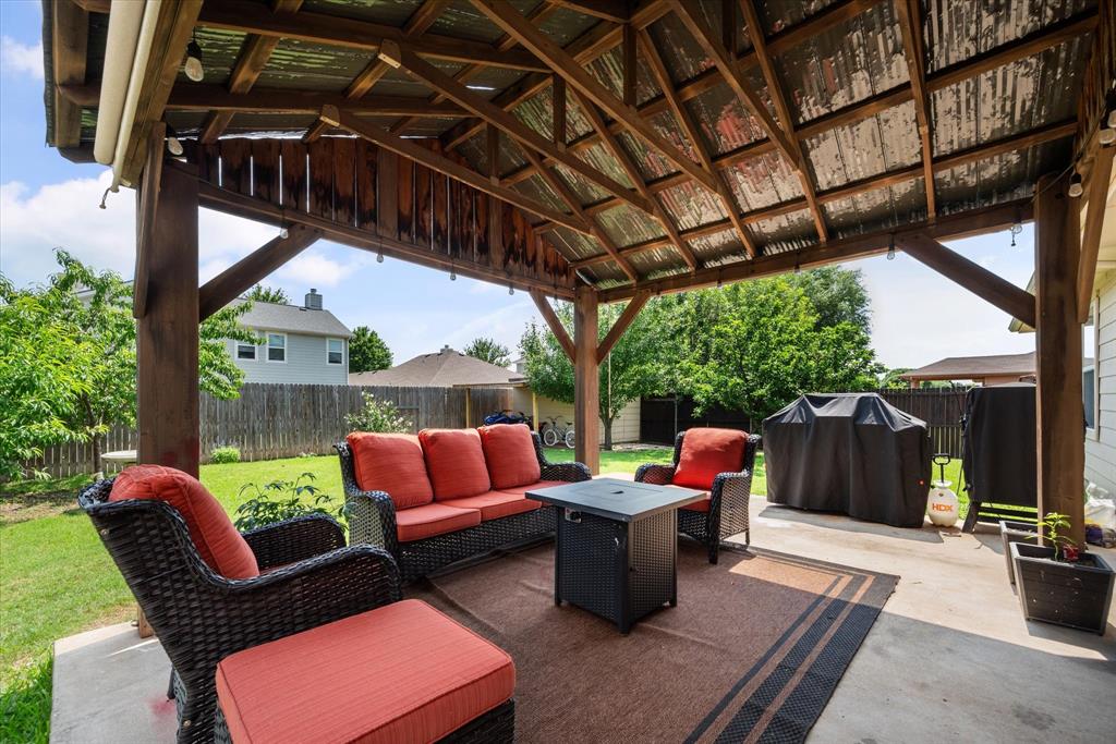 6909 Dove Tail Drive