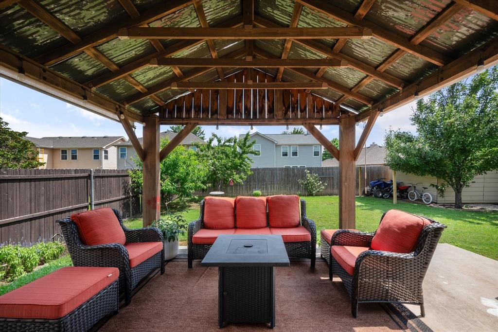 6909 Dove Tail Drive