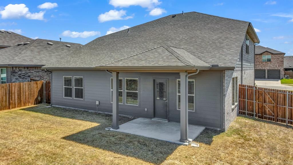 2860 Fox Trail Lane