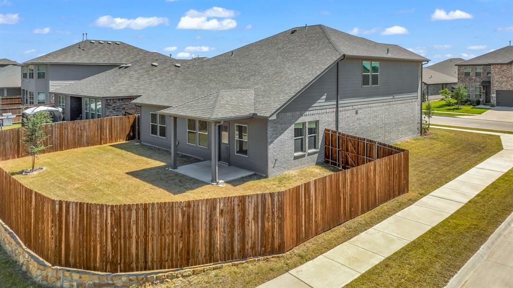 Pamilla Springs - Residential