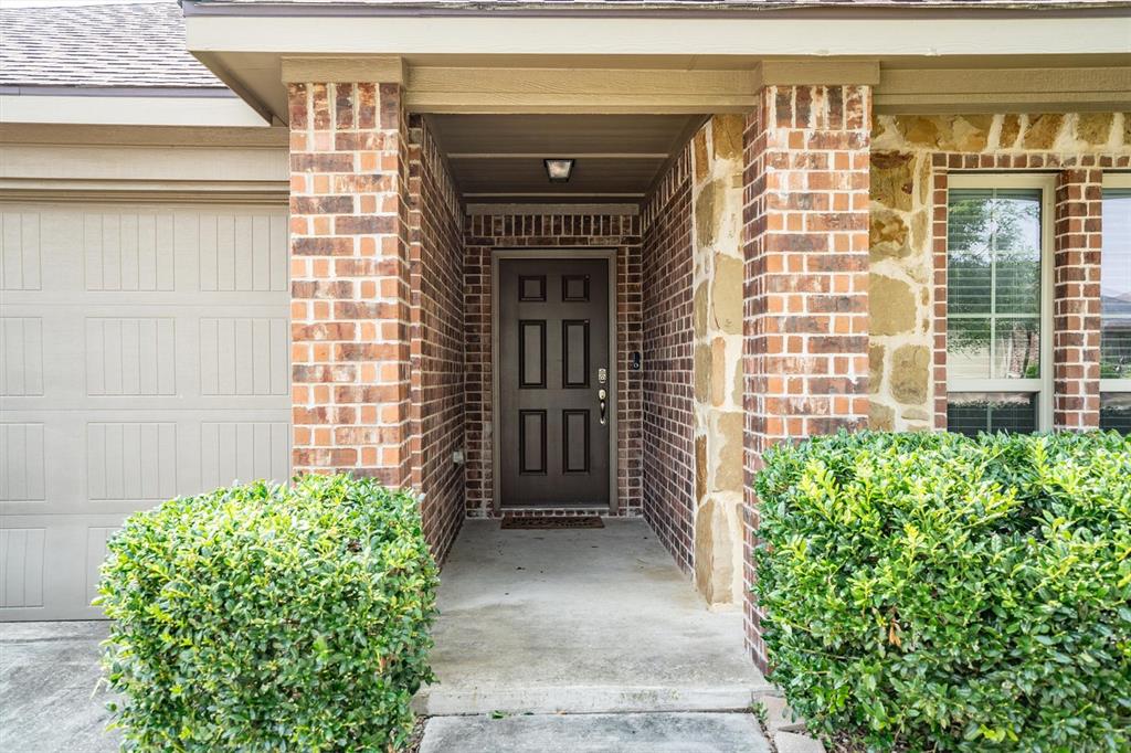 1813 Burl Lane