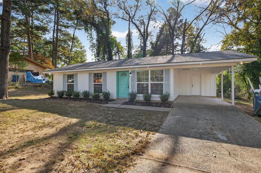 Charming 3-bedroom, 1.5 bath home in Minden that’s completely move-in ready—perfect for a starter home! This well-maintained home features a bright and comfortable living area, a functional kitchen with plenty of cabinet space, and three bedrooms offering flexibility for guests, kids, or a home office.  This home has new stainless appliances, new flooring throughout, new lighting, fresh paint inside and out.  It is turn key and ready for it's new buyer.  This home is in an area that qualifies for rural development program which means no money down. Call today for more information or contact your favorite real estate agent for details.