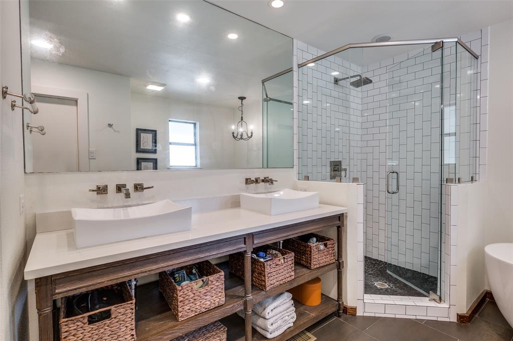 Williams Caruth - Residential Lease