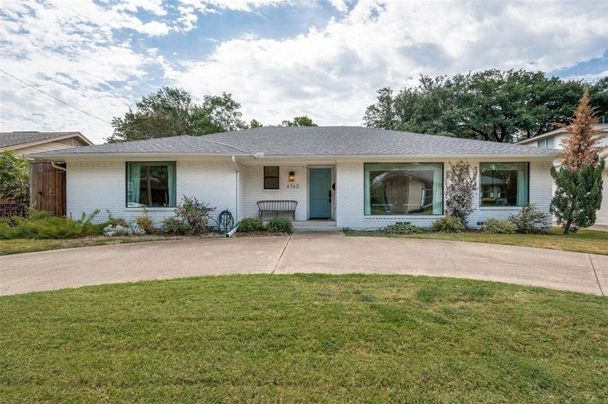 Stylish updated traditional 4 bedroom 3 bath home in Lakewood Trails.  Lawn care provided by landlord. Hardwoods in the main living areas with comfortable carpeting in the bedrooms. Open kitchen and living room, formal dining room and sitting area. Inviting and open backyard for entertaining. Attached 2 card garage with alley entry, or use the circular drive in front. Zoned for highly rated Lakewood elementary. Refrigerator, washer, and dryer included. Application fee: $45 per person over 18.