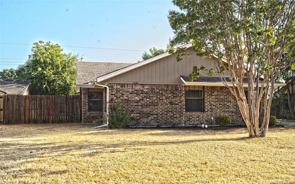 1016 Barclay Drive