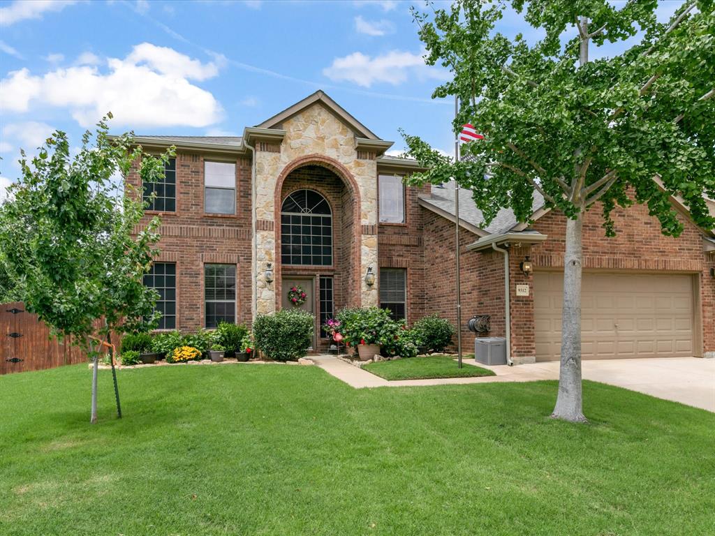 Photo of 9312 Marble Falls Drive, Arlington, TX 76002 (MLS # 21289498)