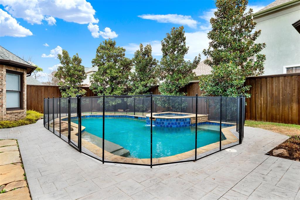 5941 MCFARLAND Drive