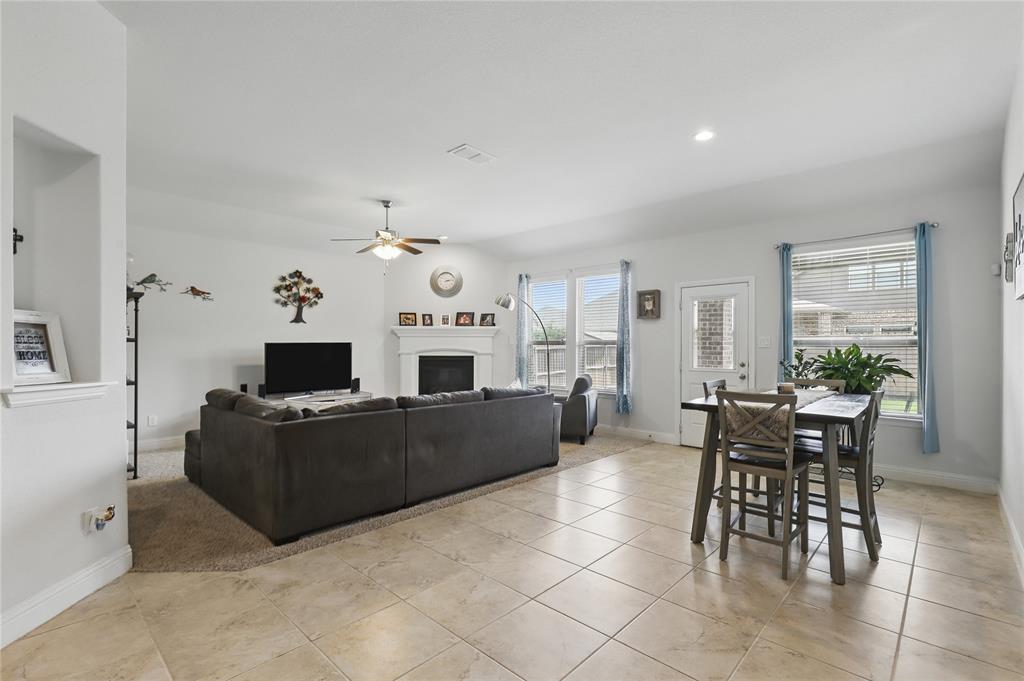 Aledo, Texas 76008, United States, 3 Bedrooms Bedrooms, ,2 BathroomsBathrooms,Residential,Active,131791