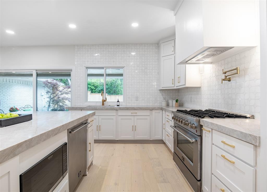 Midway Hollow Estates - Residential