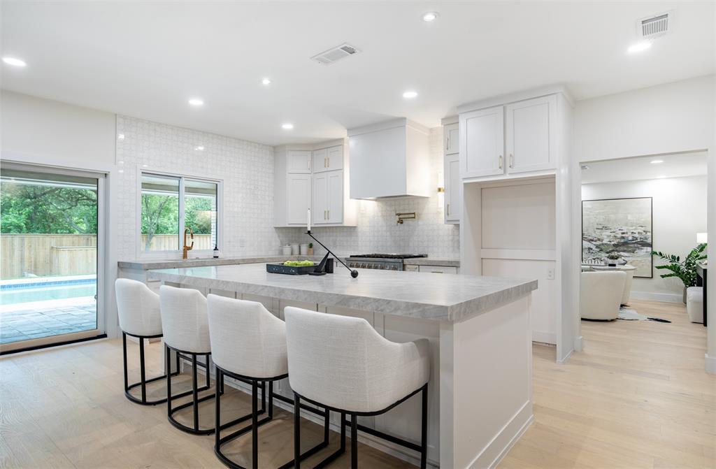 Midway Hollow Estates - Residential
