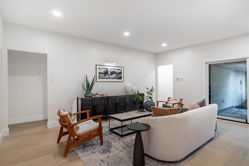 Midway Hollow Estates - Residential