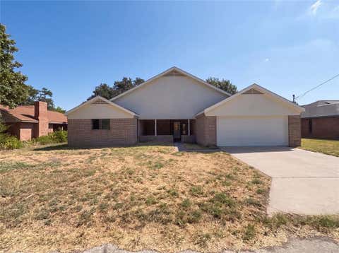Photo of 305 Rash Lane, Terrell, TX 75160 (MLS # 21365941)