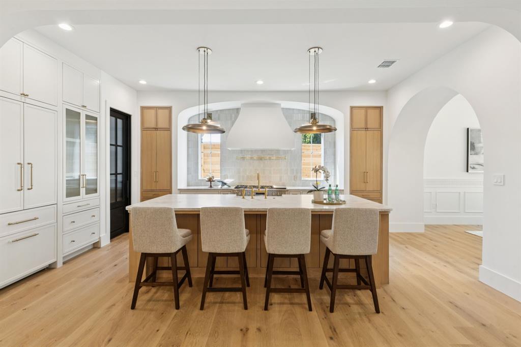 MARSH LANE 2 - Residential