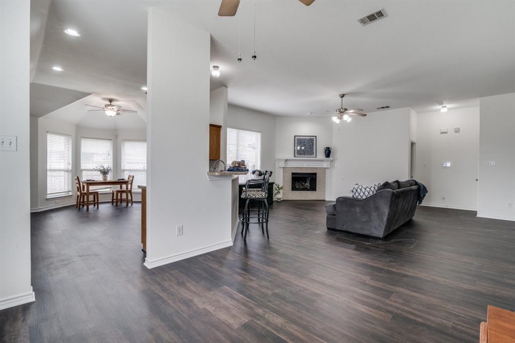 Lakewood Pointe - Residential