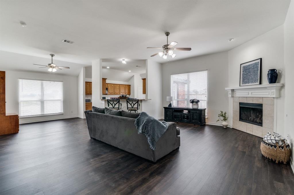 Lakewood Pointe - Residential