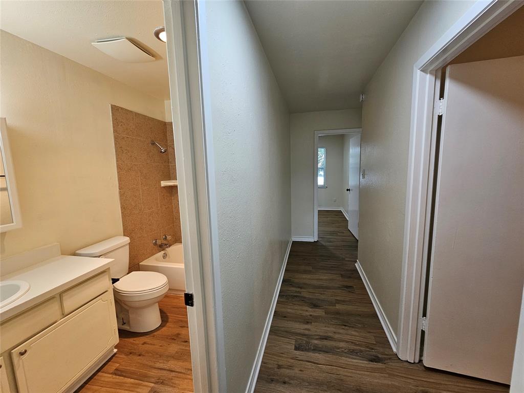 College Manors - Residential Lease