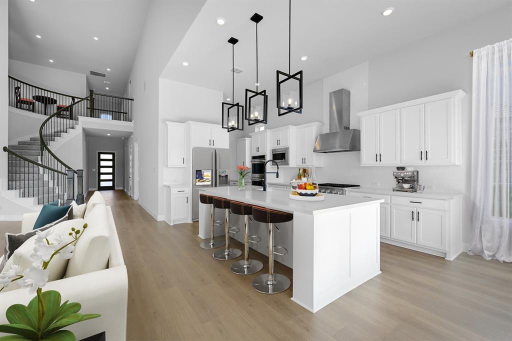 1612 Yellow Rose Road