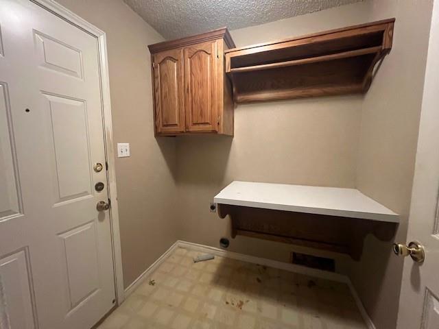 Twin Oaks - Residential Lease