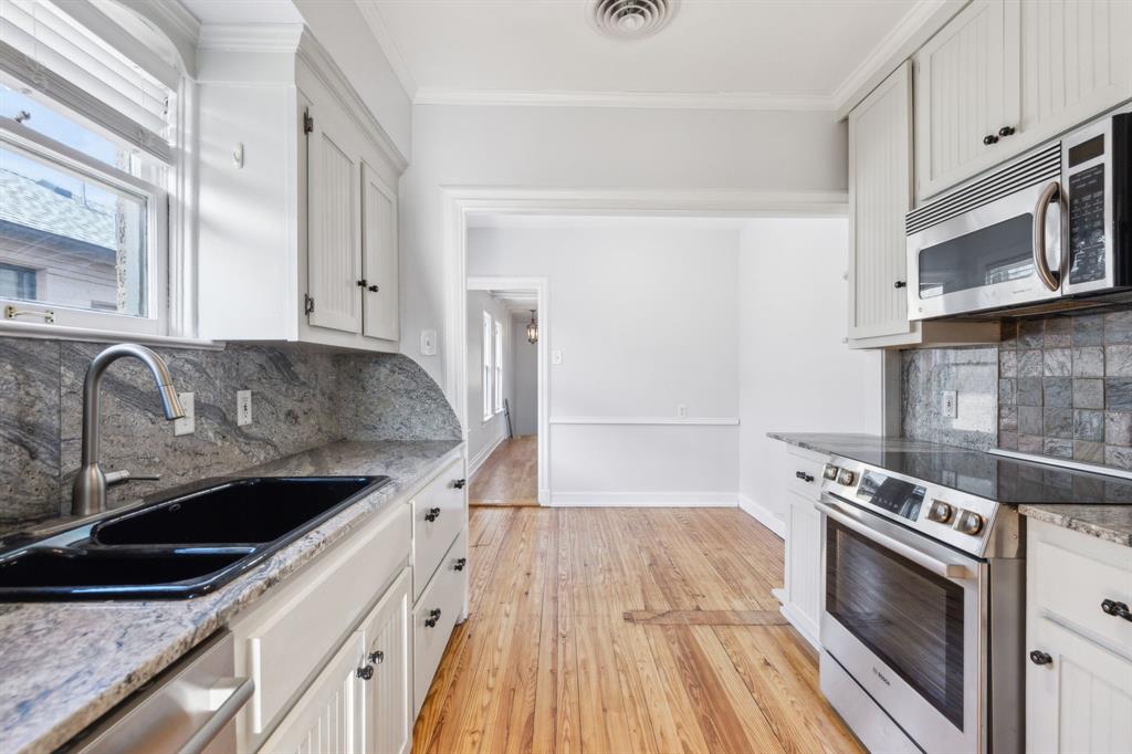 North Oak Lawn - Residential Lease