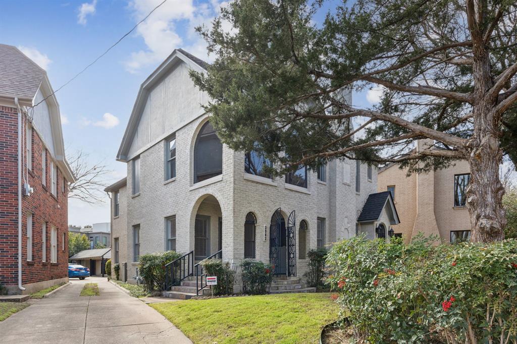 North Oak Lawn - Residential Lease