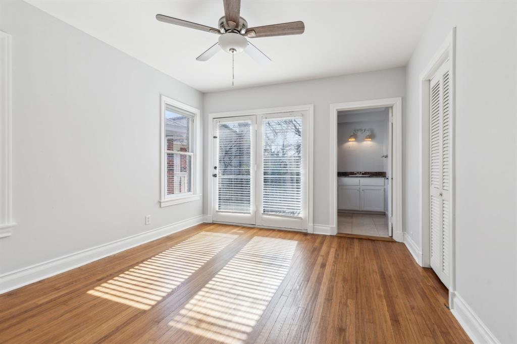 North Oak Lawn - Residential Lease