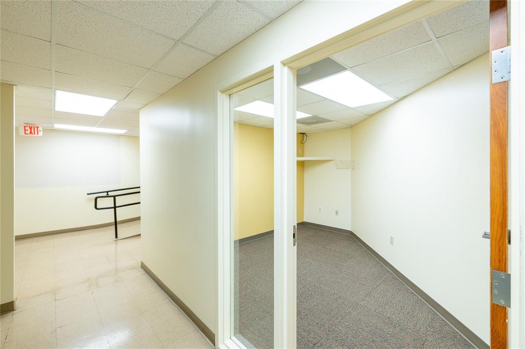 Stemmons - Commercial Sale