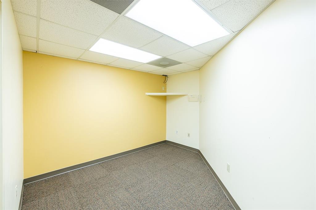 Stemmons - Commercial Sale