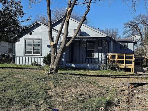 5720 Houghton Avenue Fort Worth TX 76107