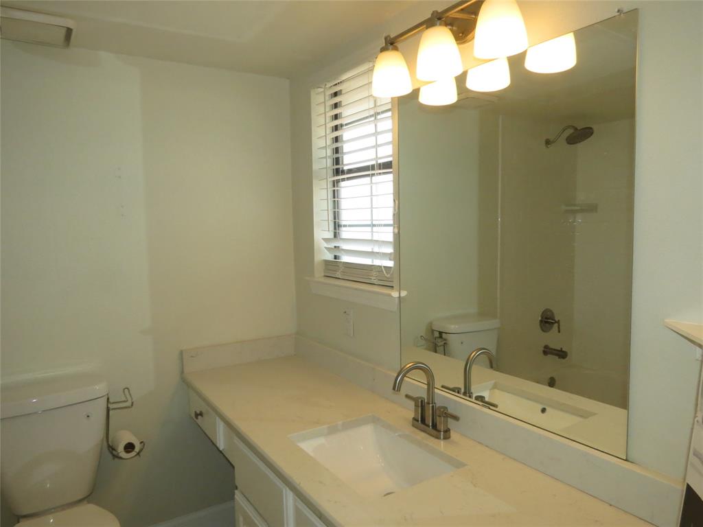 University Crossroads 01 & 02 - Residential Lease