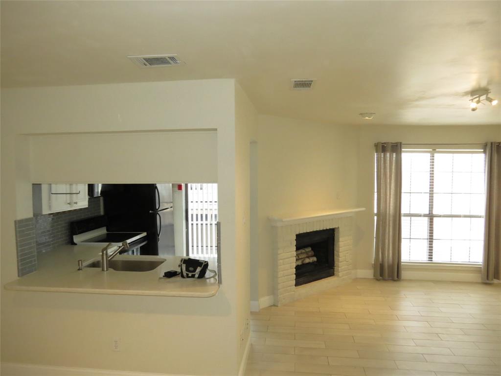 University Crossroads 01 & 02 - Residential Lease