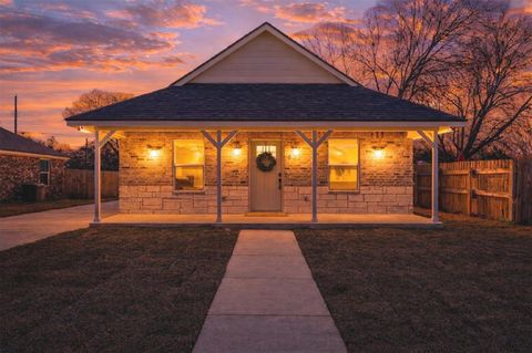 621 Delano Street Waco TX 76704