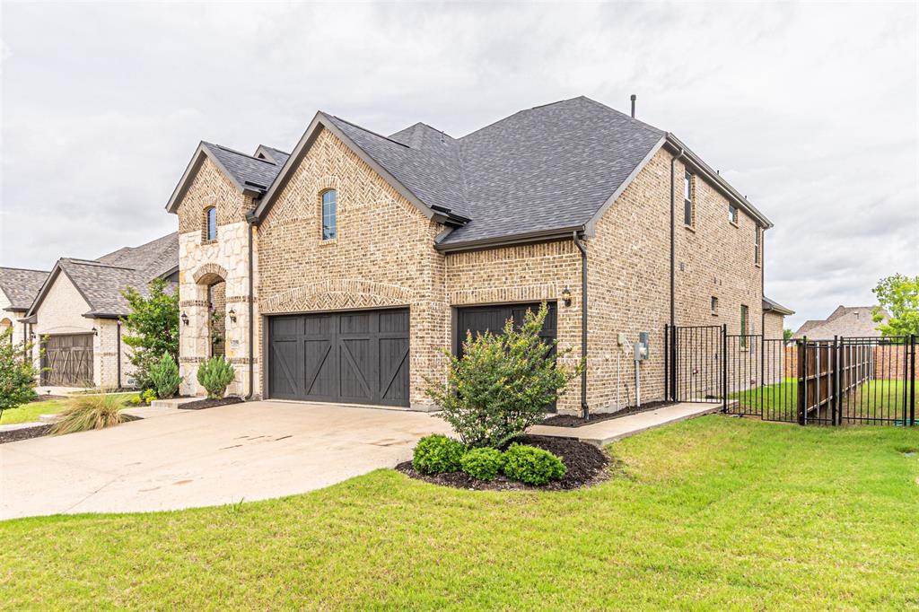 2150 Bristlegrass Road
