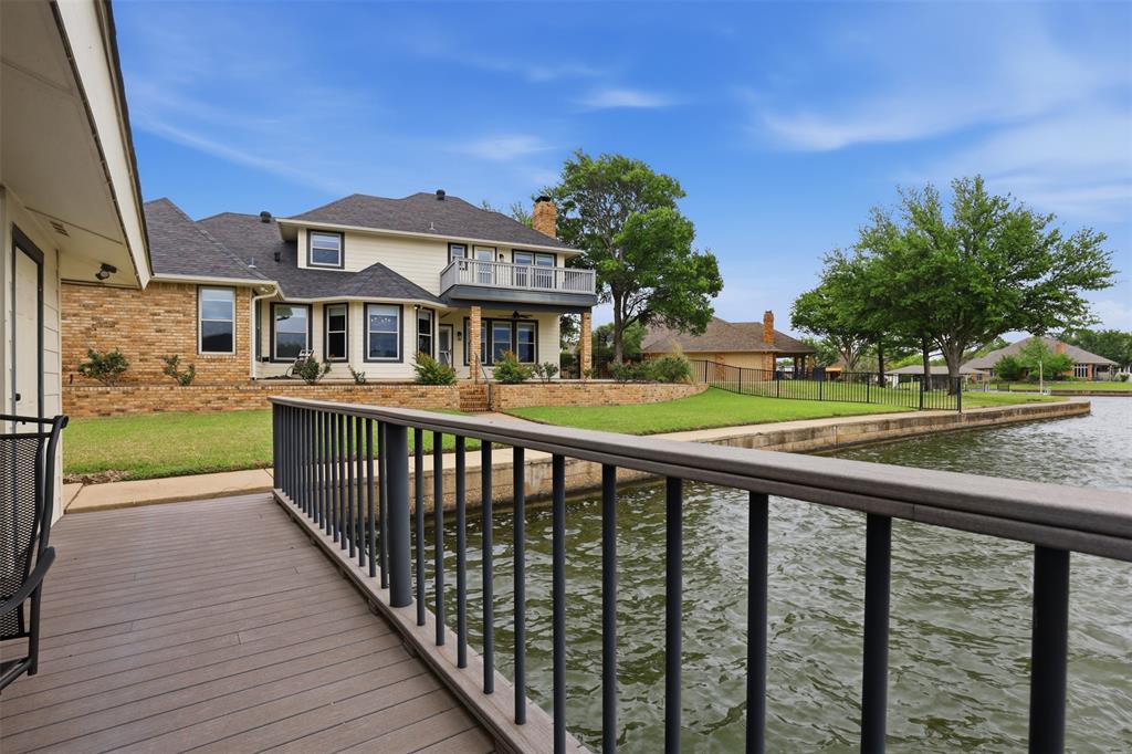 Waters Edge - Residential