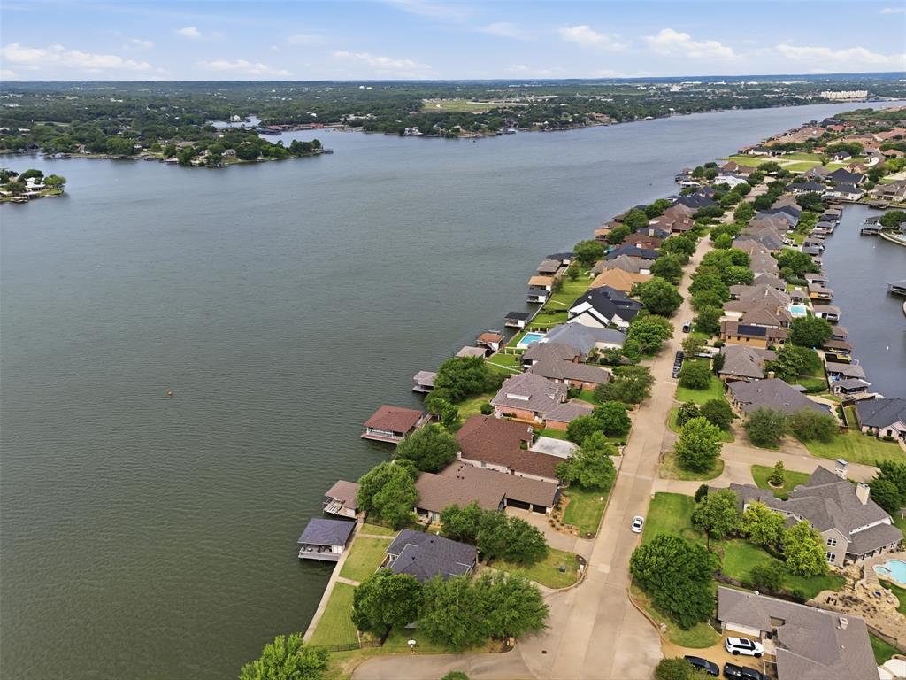 Waters Edge - Residential